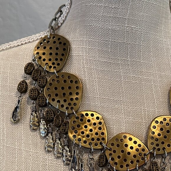 Vintage Edgy Tribal Metallic Necklace - Picture 6 of 8